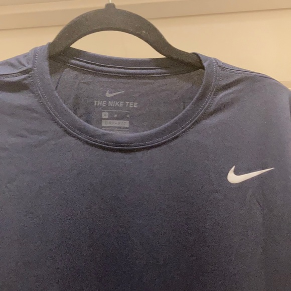Nike Dri-Fit Tee - Picture 3 of 4